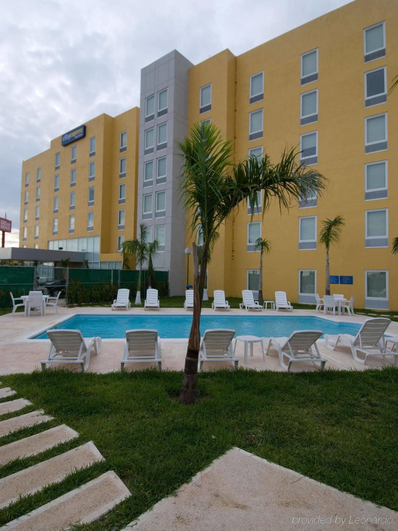 City Express Coatzacoalcos Luaran gambar