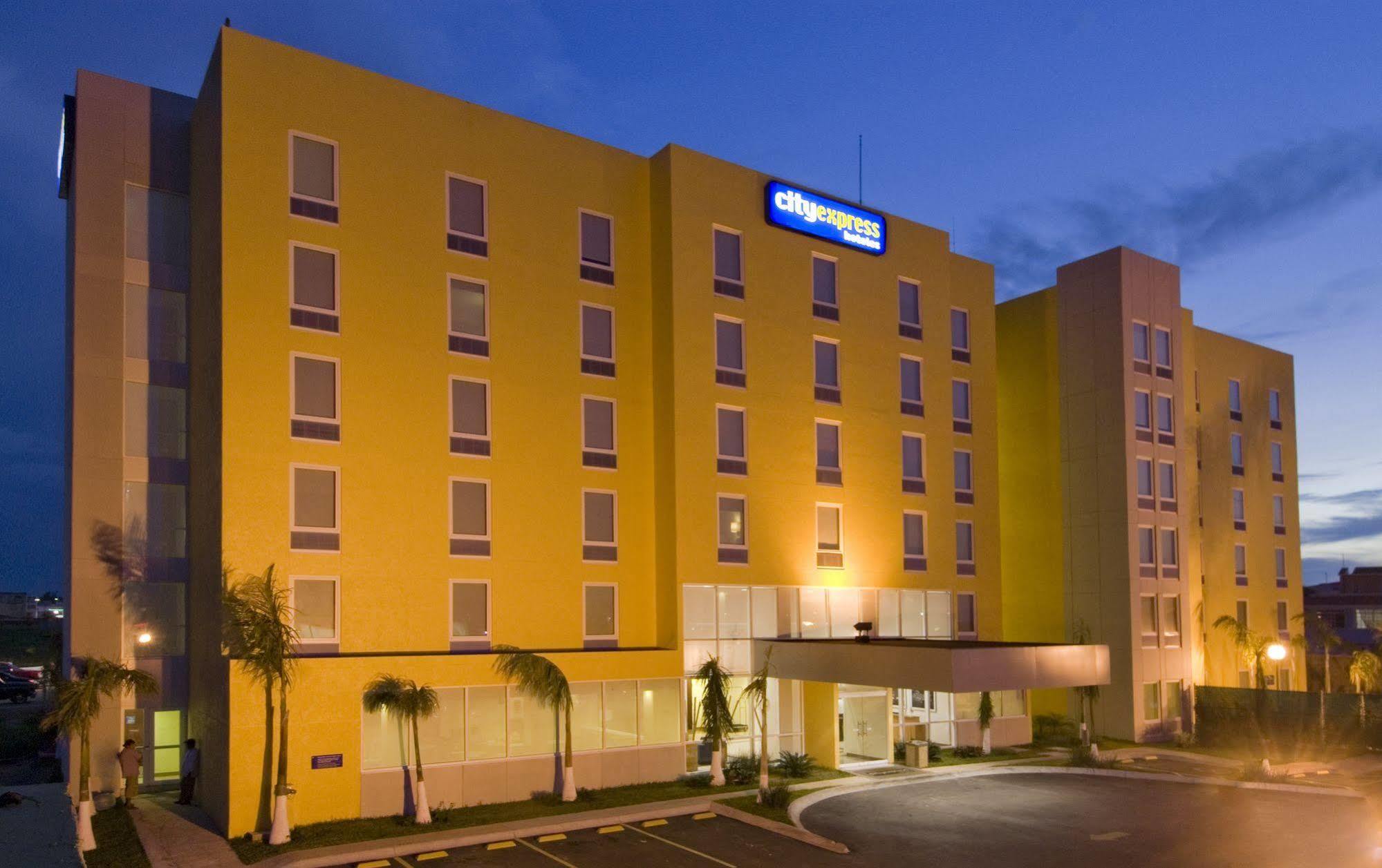 City Express Coatzacoalcos Luaran gambar