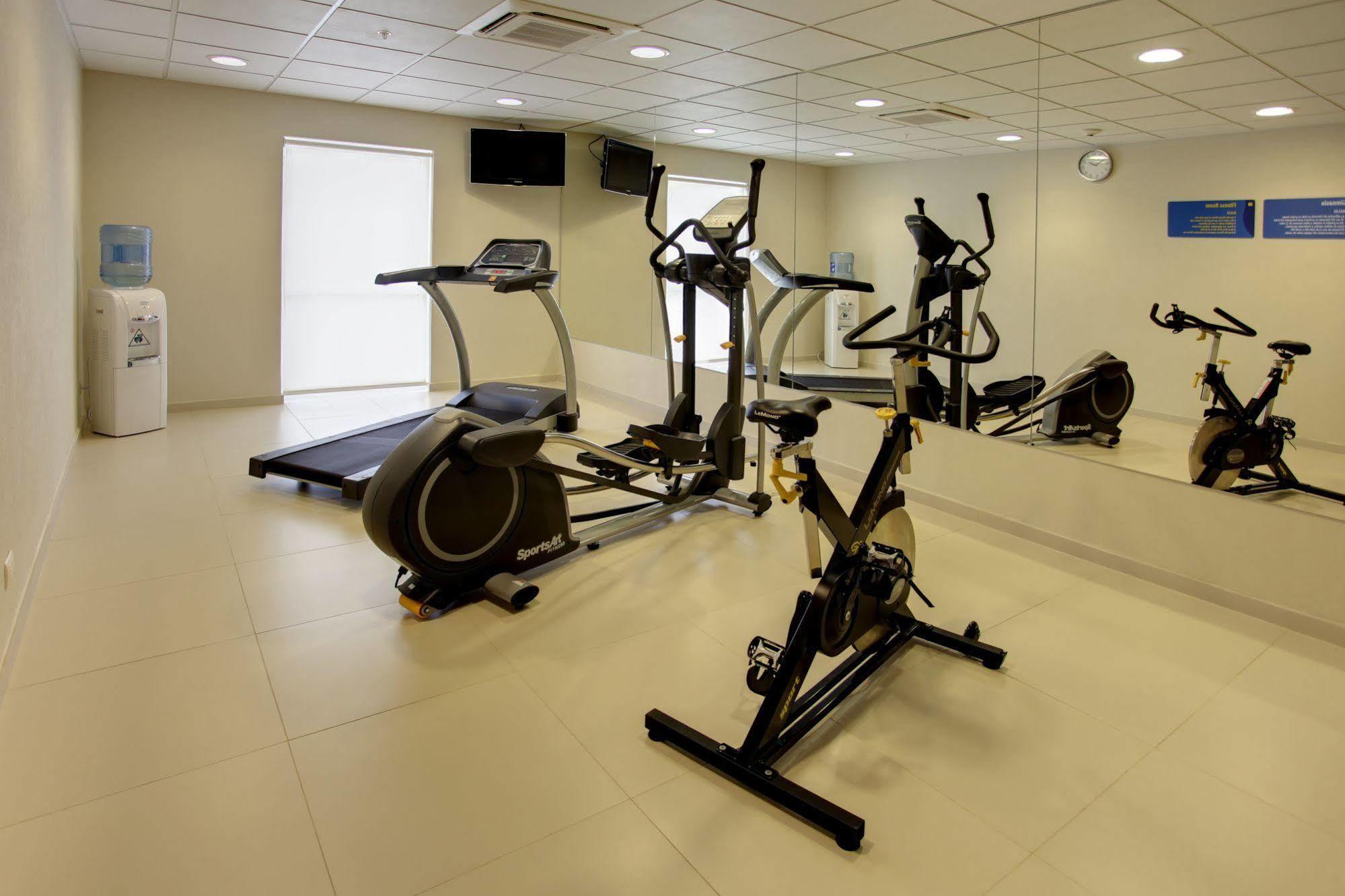 City Express Coatzacoalcos Luaran gambar
